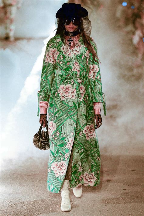 gucci cruise 19 vogue|Gucci Resort 2019 Collection .